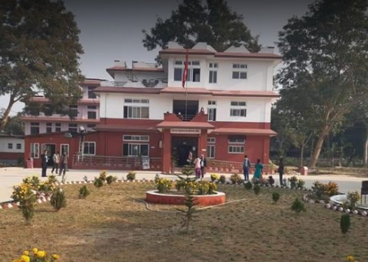 बाँके प्रशासनमा राष्ट्रिय परिचयपत्र बनाउनेको भीड
